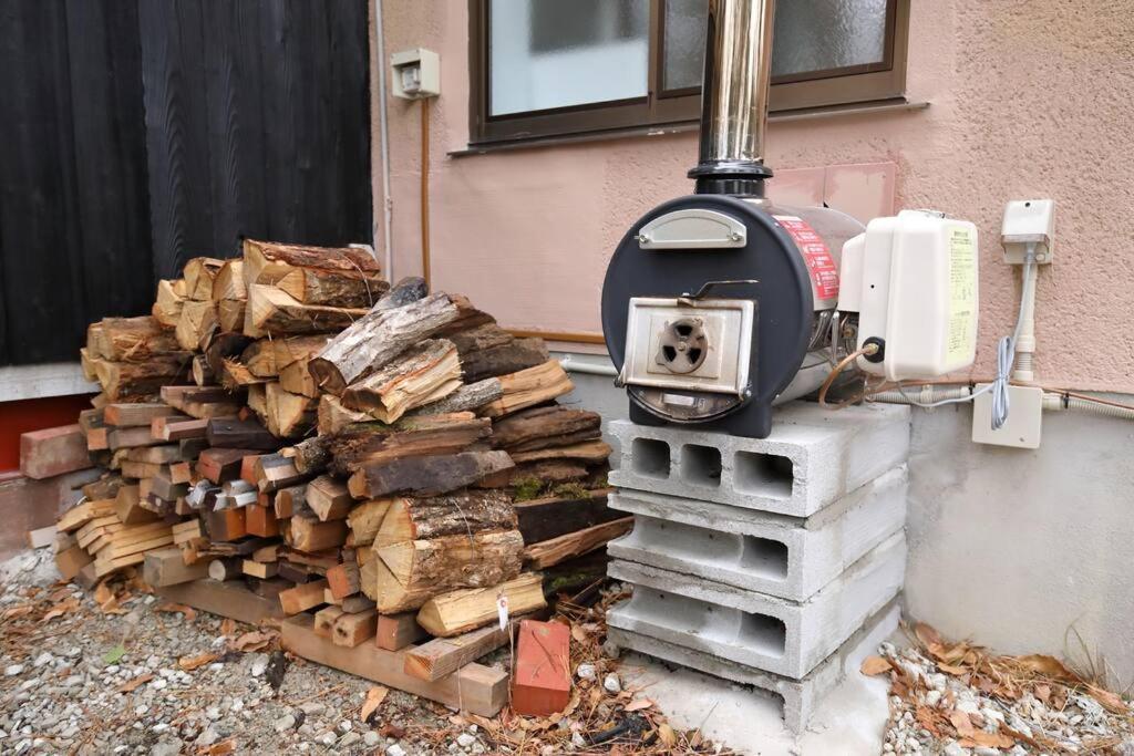 Hat Byakugoji, Japanese Traditional Fireplace　Hat白毫寺　自然豊富な別荘地にある囲炉裏付き一軒家 奈良市 エクステリア 写真