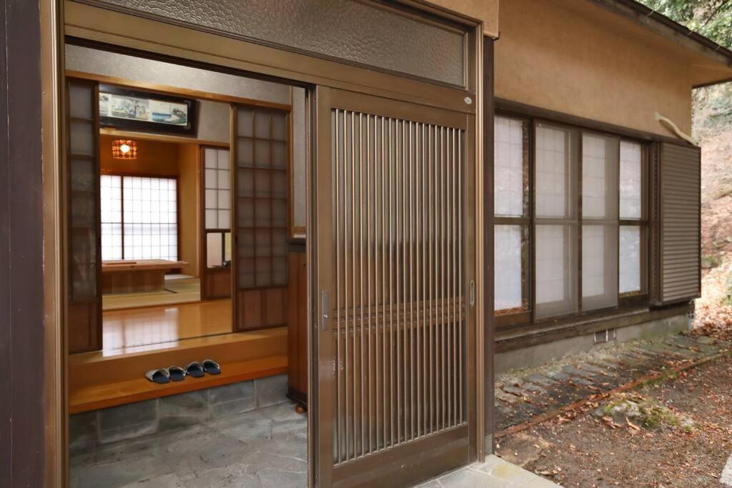 Hat Byakugoji, Japanese Traditional Fireplace　Hat白毫寺　自然豊富な別荘地にある囲炉裏付き一軒家 奈良市 エクステリア 写真